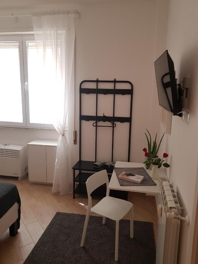 Edomus Roma Hotell Exteriör bild