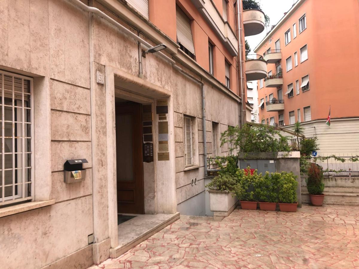 Edomus Roma Hotell Exteriör bild